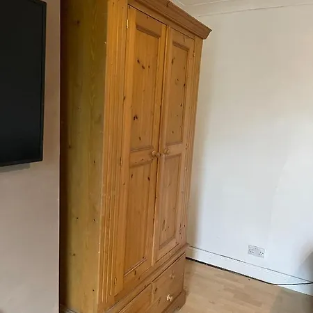 Immaculate 1-Bed House In Leeds Hébergement de vacances